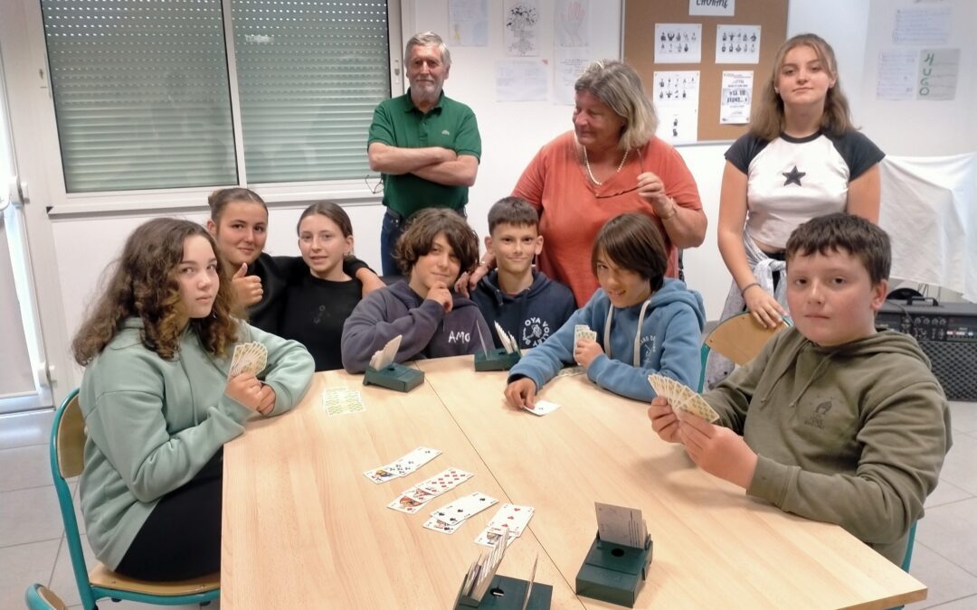 Une équipe de bridge scolaire du collège Les Sicardières, qualifiées aux championnats de France !