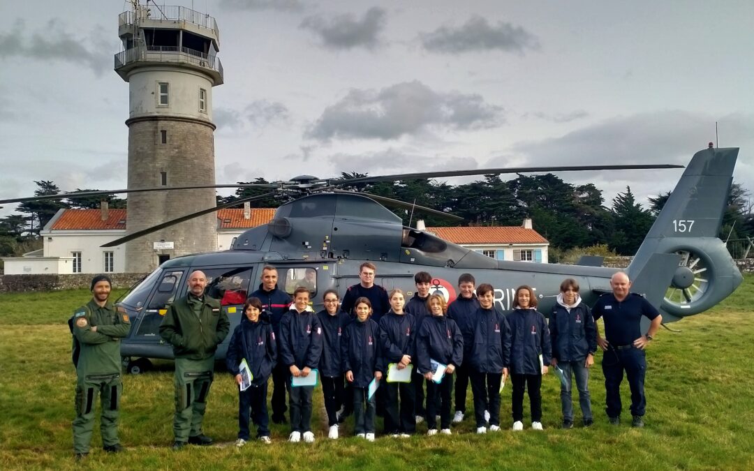 Les Cadets de la Sécurité Civile : Exercice de secours avec l’hélicoptère de la Marine Nationale